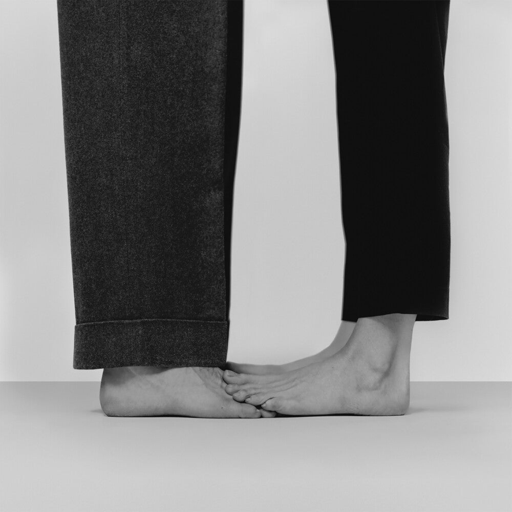 the album cover for Keeley Forsyth  / Bourne,Matthew - Hand To Mouth