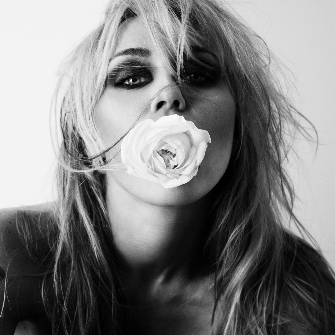 Miley / Bass Persuades (Black Vinyl, Poster)